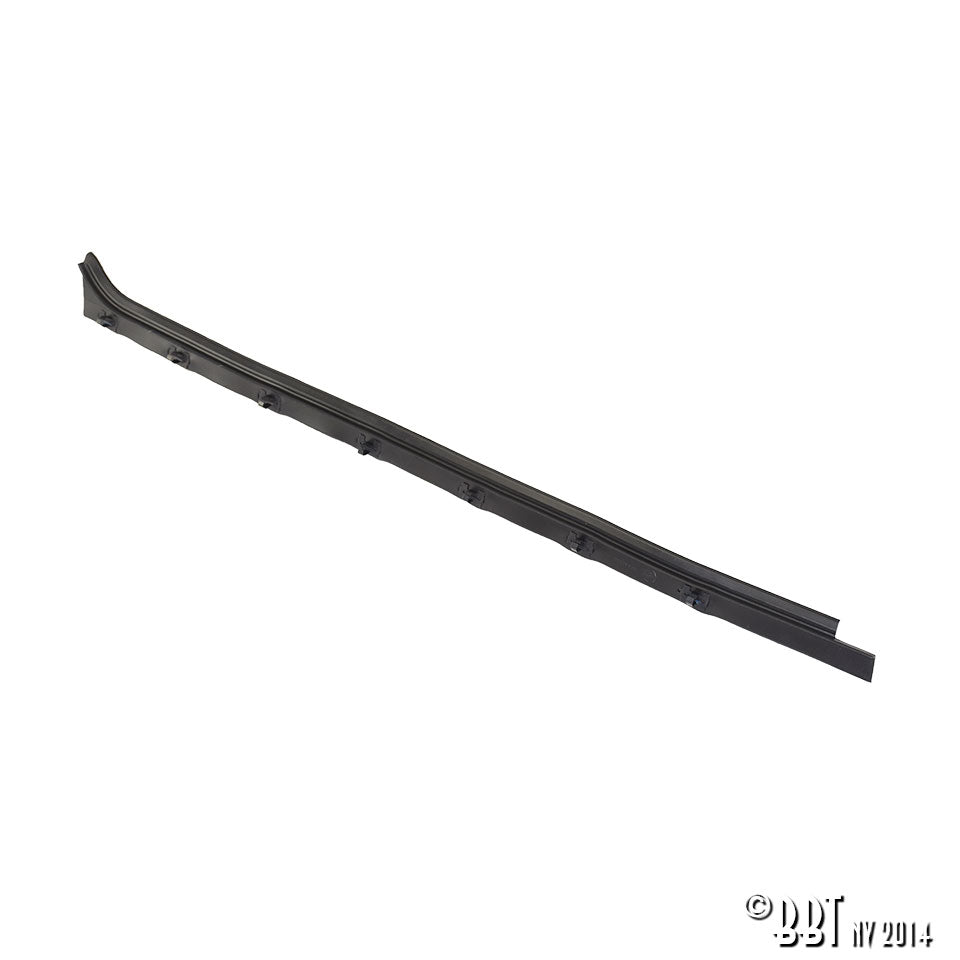 Ruitlikker binnen - links (7 clips) detail — Kever