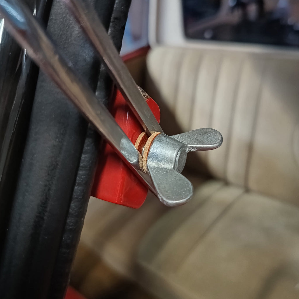 Safari vleugelmoer rondel detail — T1