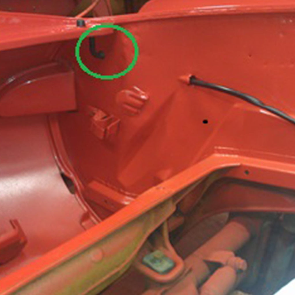 Afwateringstube voorkoffer (paar) detail — KG