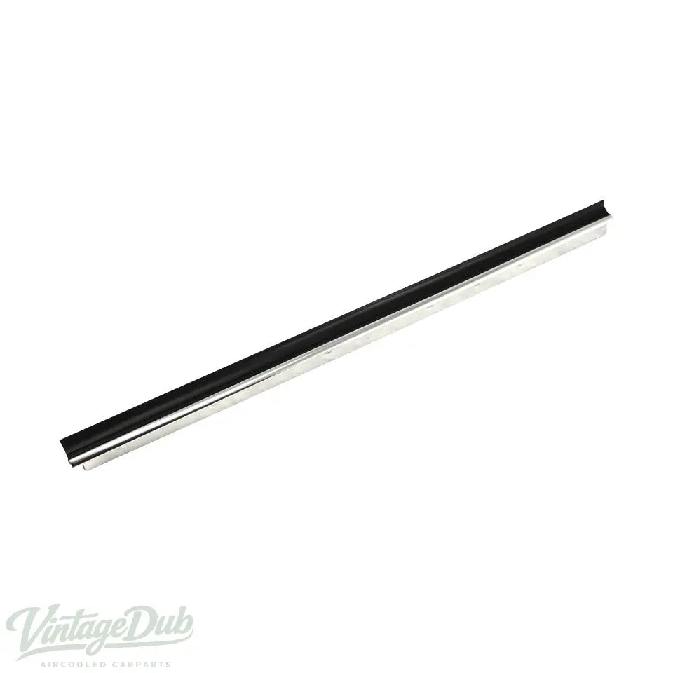 Ruitlikker zijruit buitenk. chroom + rubber, per stuk, links detail — Kever